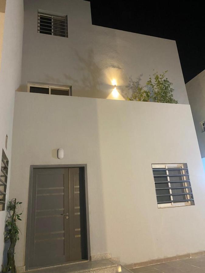 Independent Villa, 3 Floors, 5 Bedrooms, 6 Bathrooms Riad Exterior foto