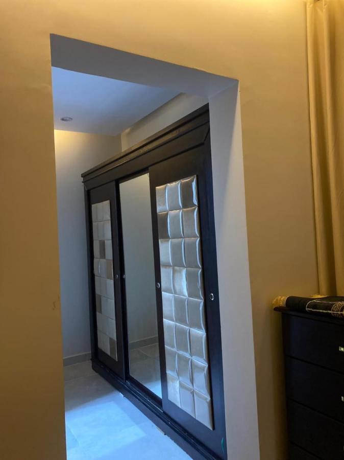 Independent Villa, 3 Floors, 5 Bedrooms, 6 Bathrooms Riad Exterior foto