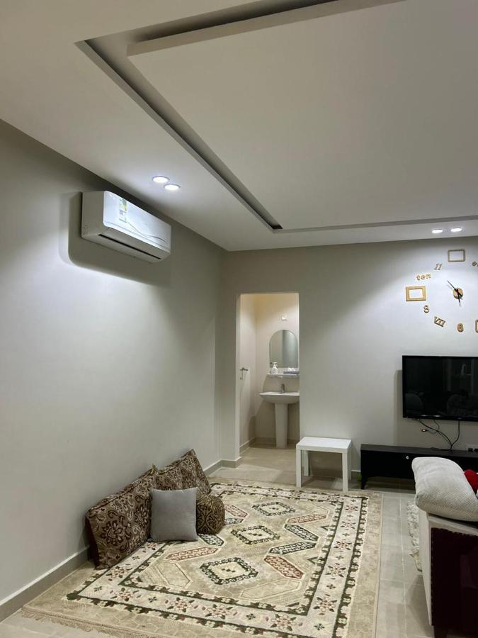 Independent Villa, 3 Floors, 5 Bedrooms, 6 Bathrooms Riad Exterior foto